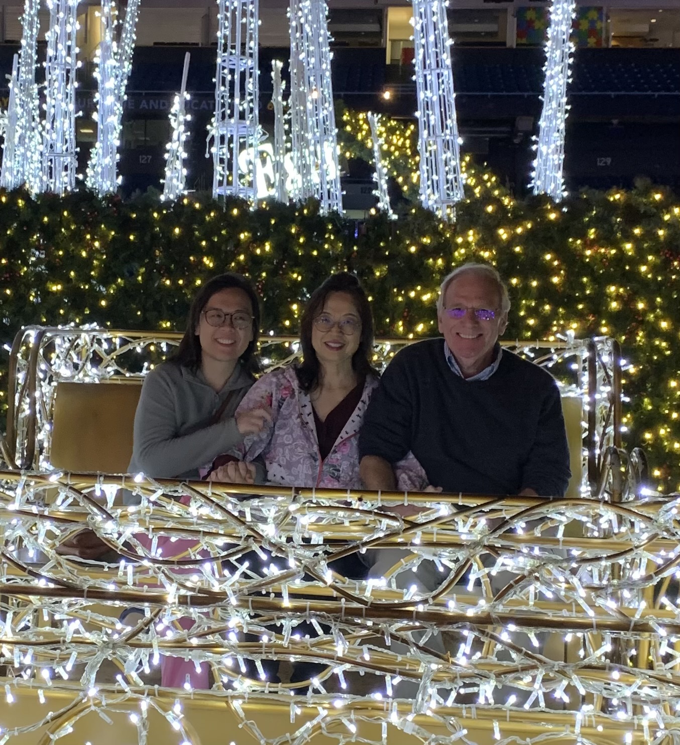 Leah, Jim, Jen, Xmas, Dec 2023