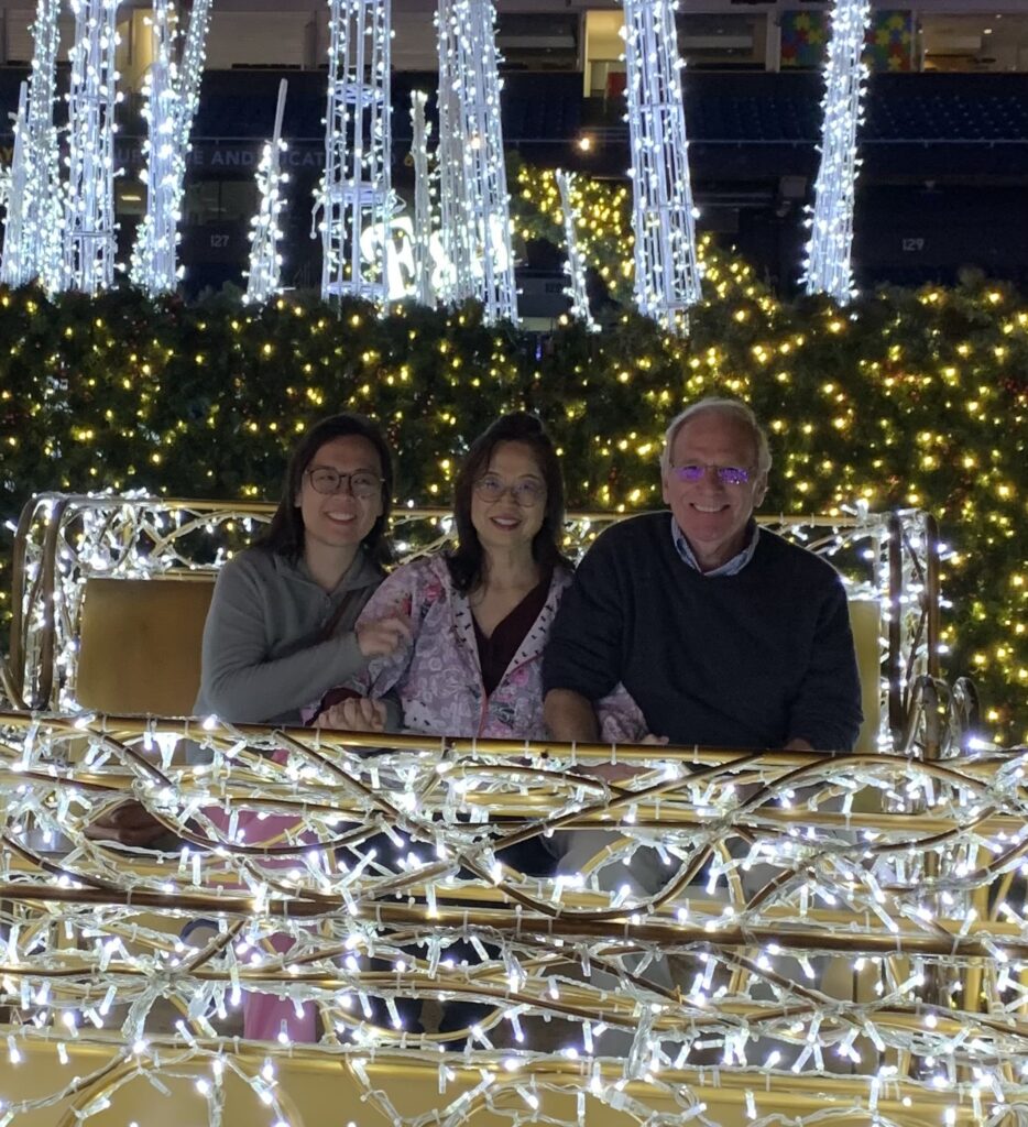Leah, Jim, Jen, Xmas, Dec 2023