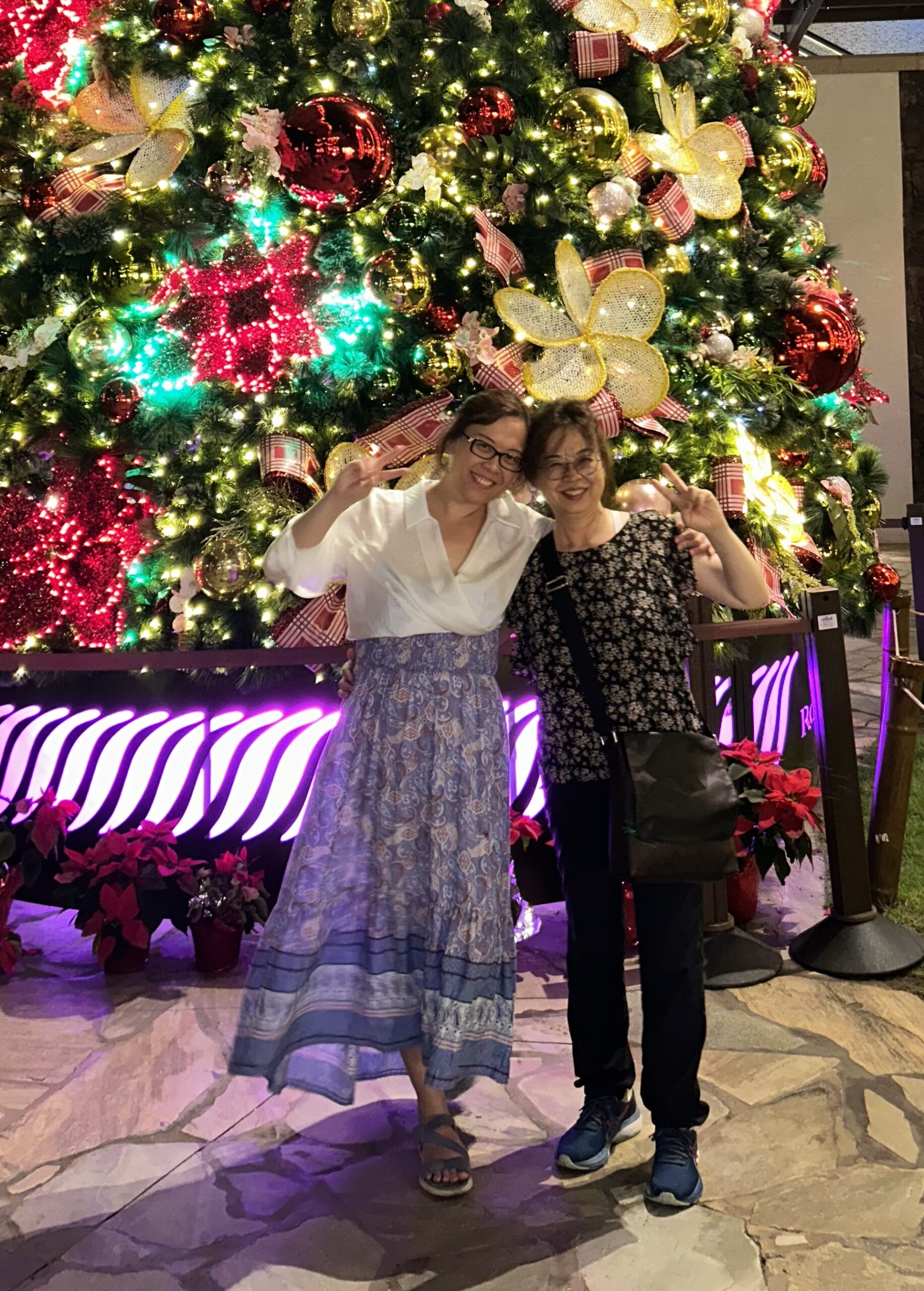 Leah and daugher Jen in Hawaiian Dec 2024